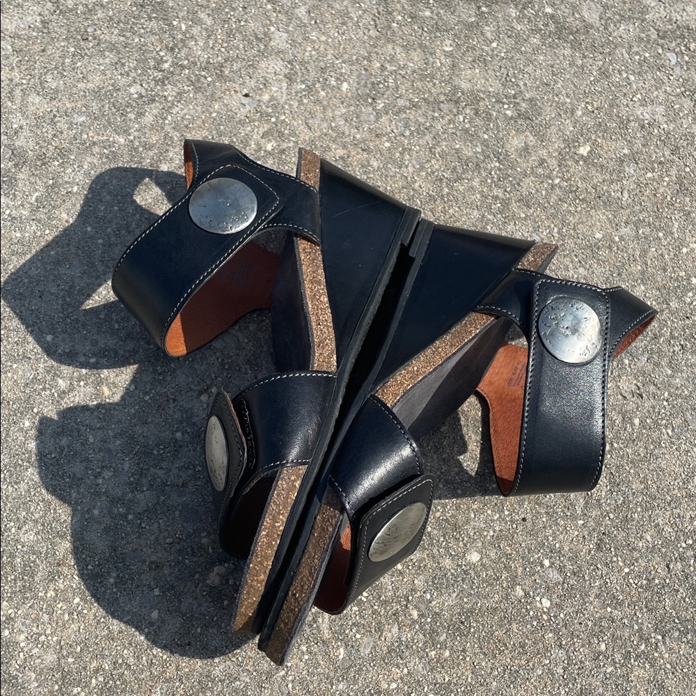 Taos Carousel 3 Wedge Sandals - Picture 5 of 8